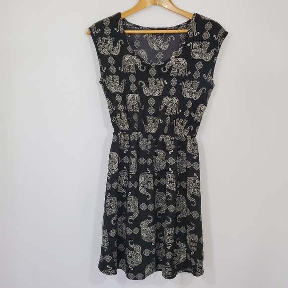 Rue 21 Elephant Print Black Bloused Mini Dress - Picture 2 of 9